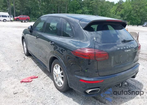 2015 Porsche Cayenne Diesel из США, поврежденный, VIN WP1AF2A21FLA43203